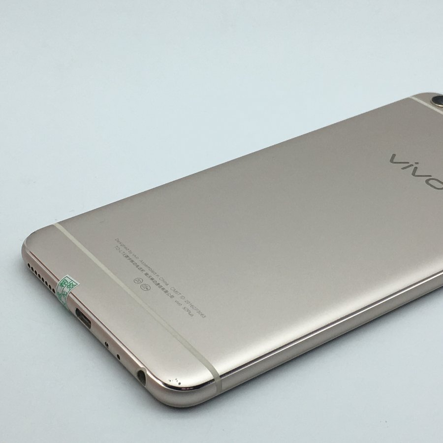 vivo【x7 plus】全网通 金色 64 g 国行 8成新