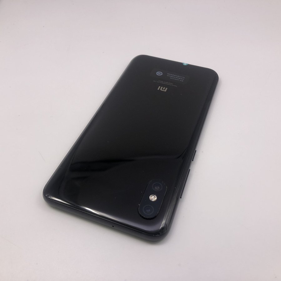 小米【小米8屏幕指纹版】全网通 黑色 6g/128g 国行 9