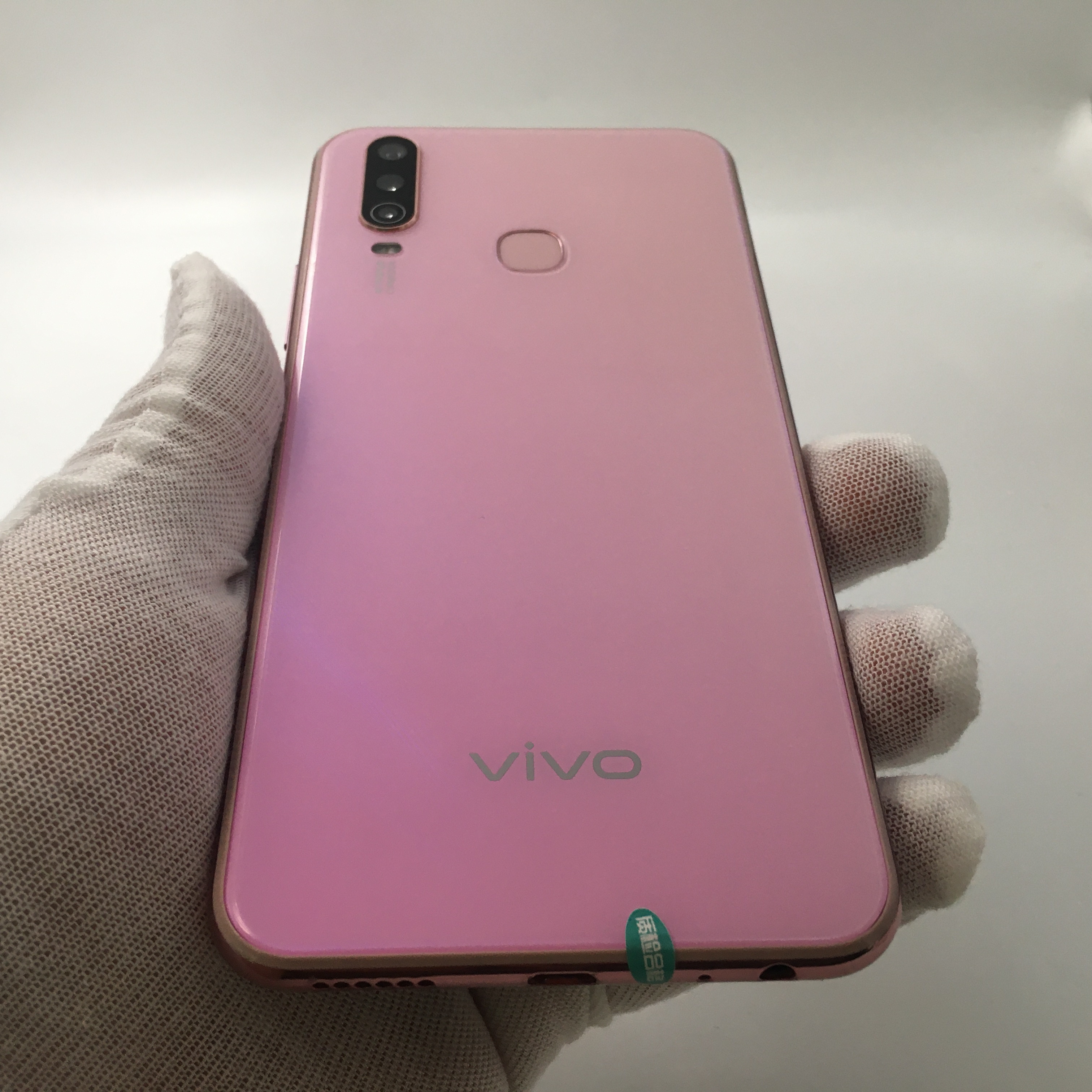 vivo【y3】全网通 初桃粉 4g/128g 国行 99新