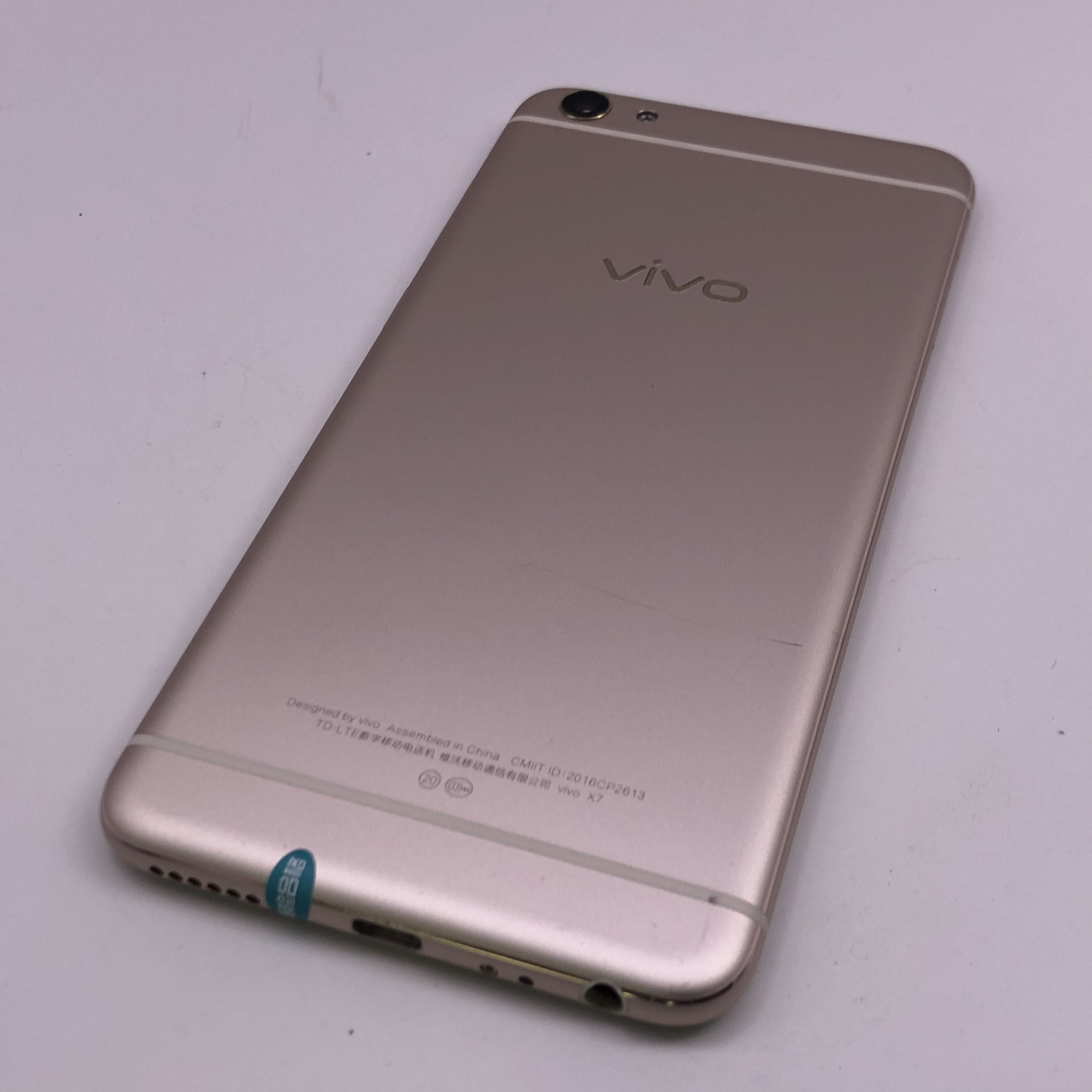 vivox70图片颜色,vivoX70手机图片 vivo【x7】全网通 金色 64g 国行 9成新