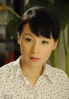 苏大苗演员 姚芊羽 一个爱憎分明的社会底层女性,一个人抚养被