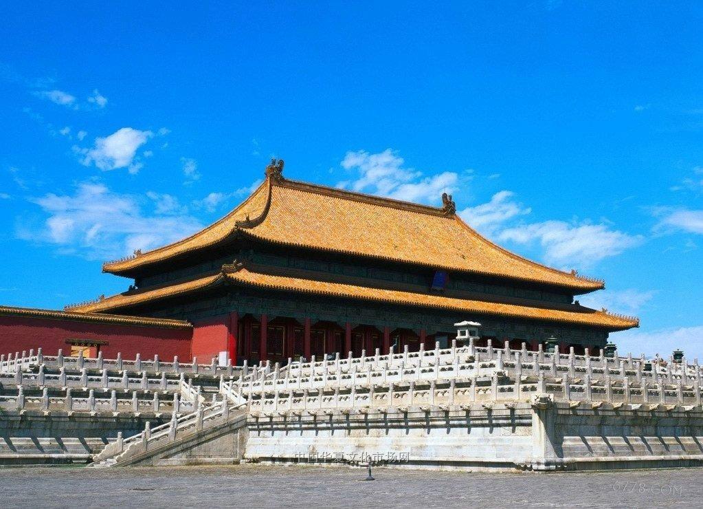 北京故宫博物院建立于1925年10月10日,位于故宫