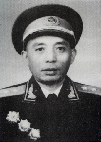 张藩(其他人物相关)张藩,中国人民解放军中将(1955.