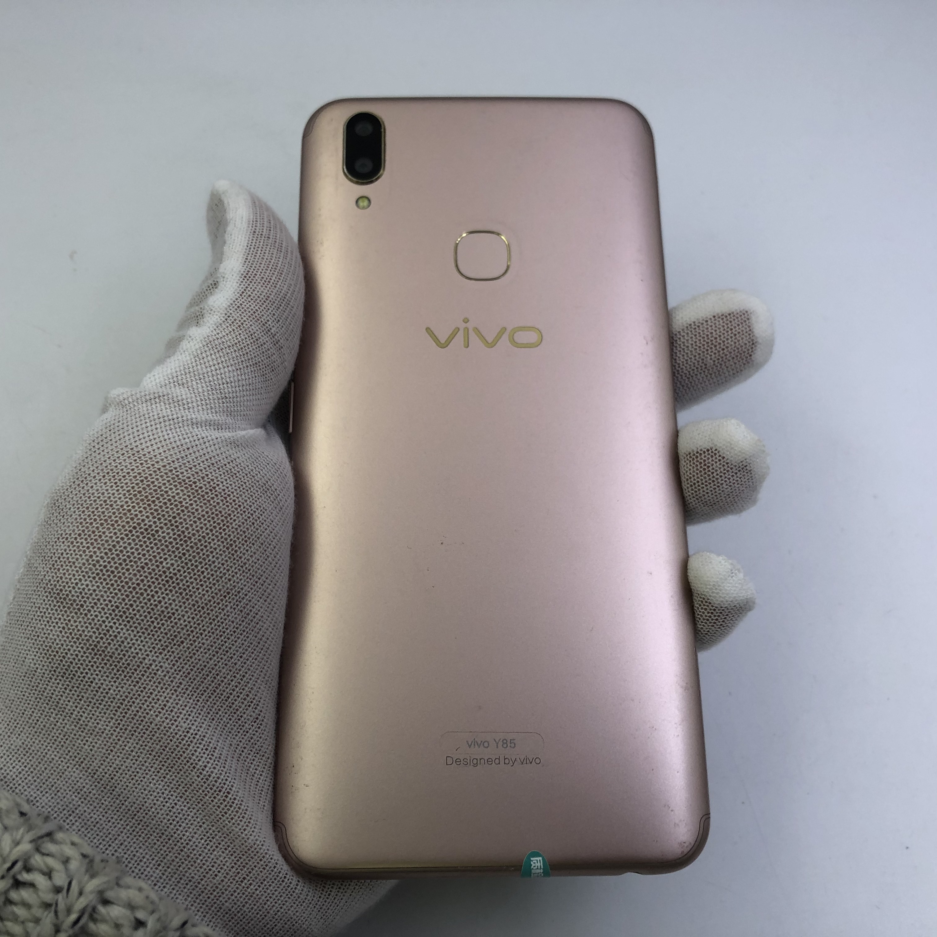 vivo【y85】9成新