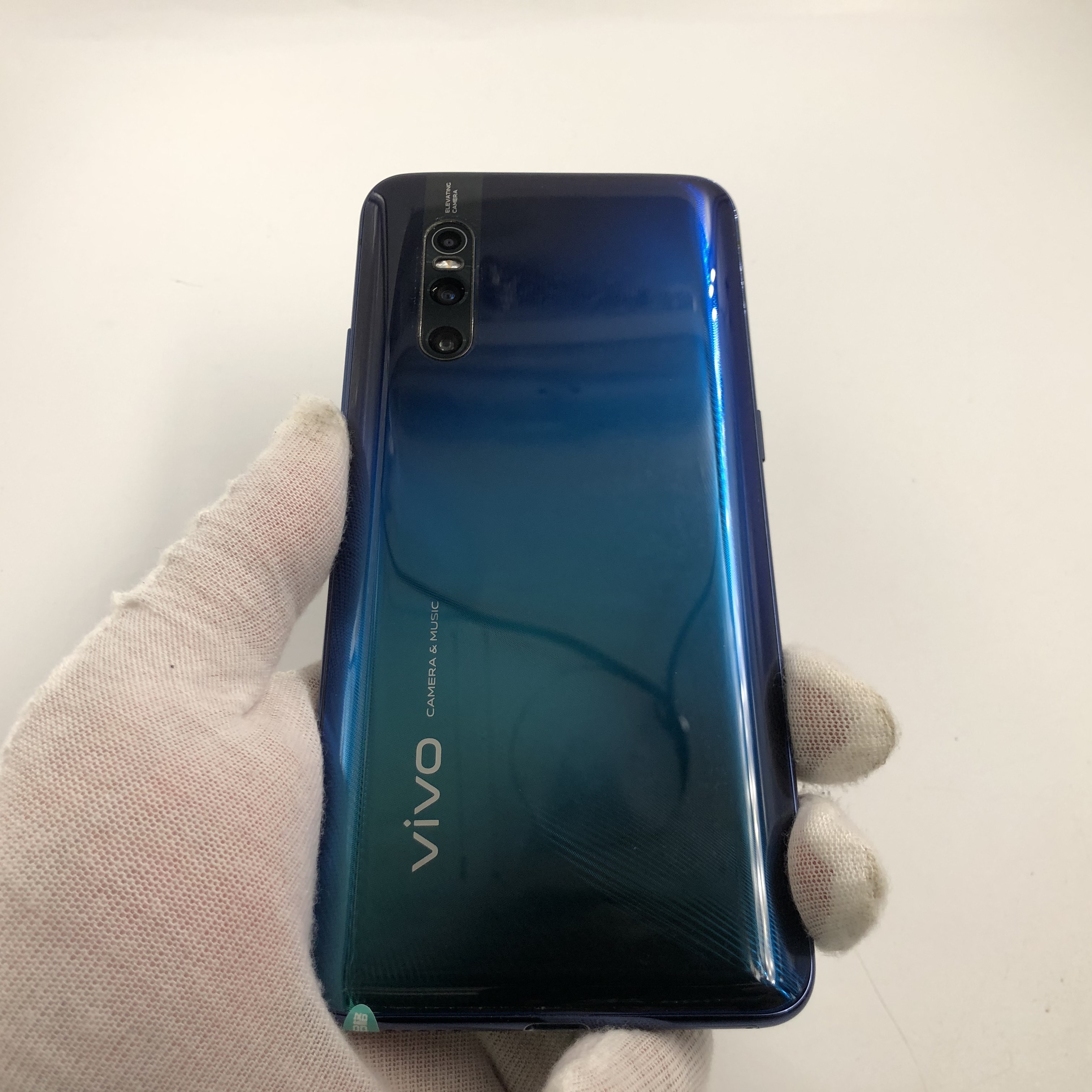 官方质检9成新 8g/128g 国行 4g全网通 雀羽蓝 vivo x27