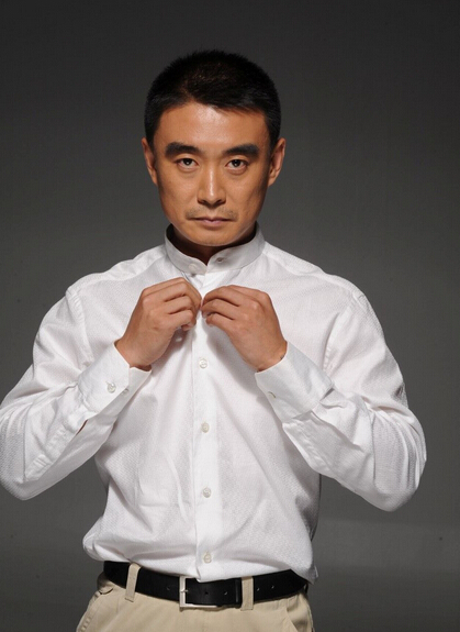 1975年4月26日人物简介:徐光宇,1975年4月26日出生于长春市,演员,毕业