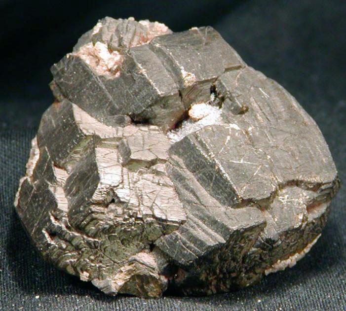 钛矿非生物
