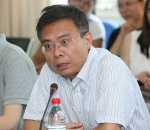 李滨(演员)李滨指南京大学教授,主要研究方向为国际政治经济学,国际