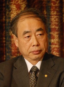 2008年诺贝尔物理奖得主，名大博士小林诚