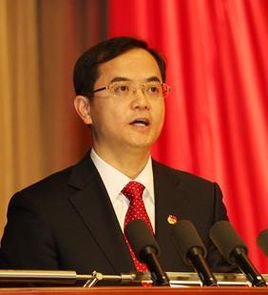 何明华