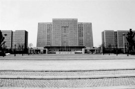 办公楼人均面积_办公楼图片(3)