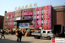 五爱市场婚纱_五爱市场