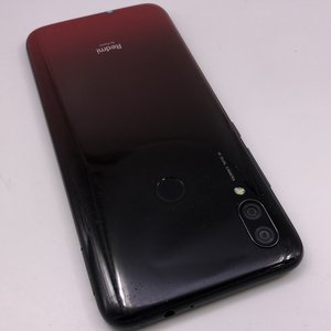 小米【红米 7】全网通 红色 3g/32g 国行 8成新