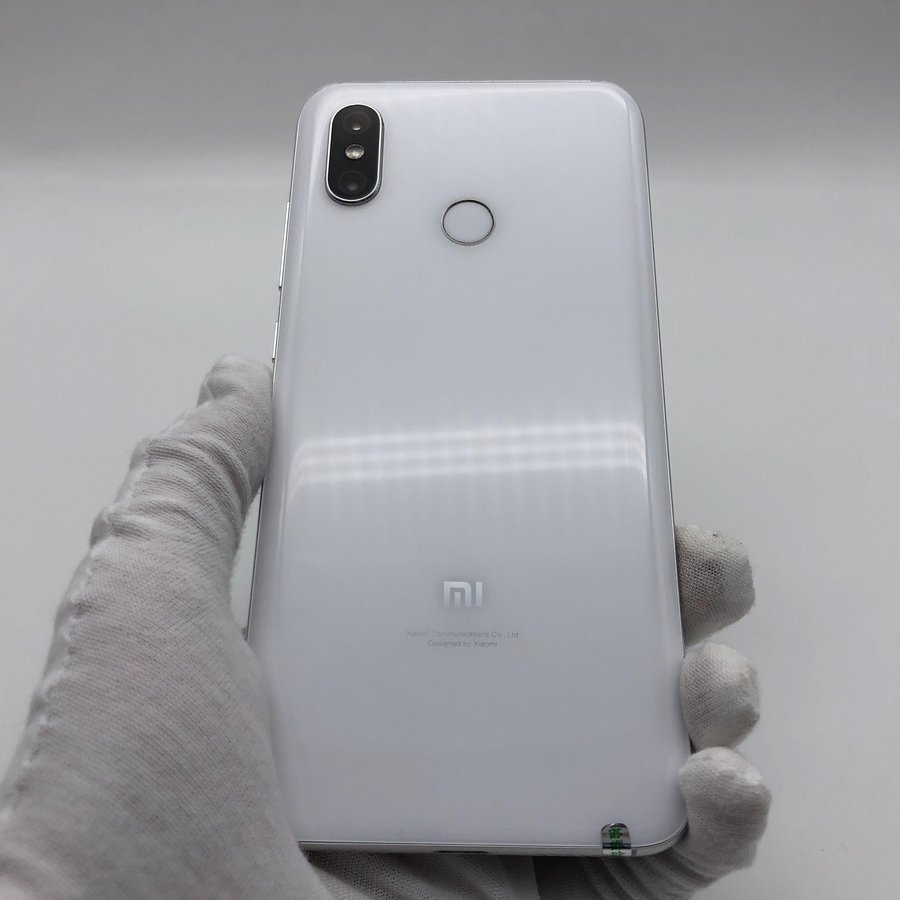 小米【小米8】全网通 白色 6g/64g 国行 8成新 真机实拍