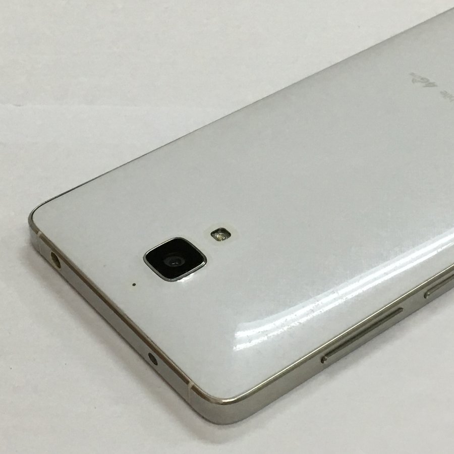 小米【小米4】移动 4g/3g/2g 白色 16 g 国行 8成新 真机实拍