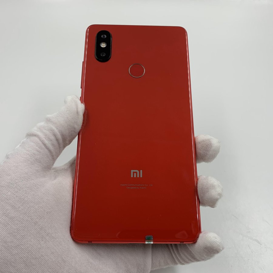 小米小米8se4g全网通红色4g64g国行95新真机实拍