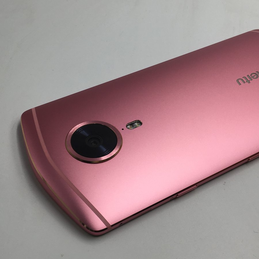 美图秀秀【t8s】全网通 粉色 128g 国行 9成新