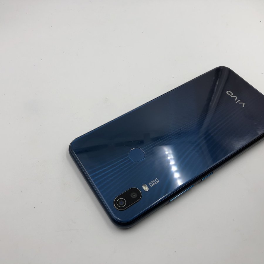 vivo【y3 标准版】全网通 蓝色 3g/64g 国行 9成新