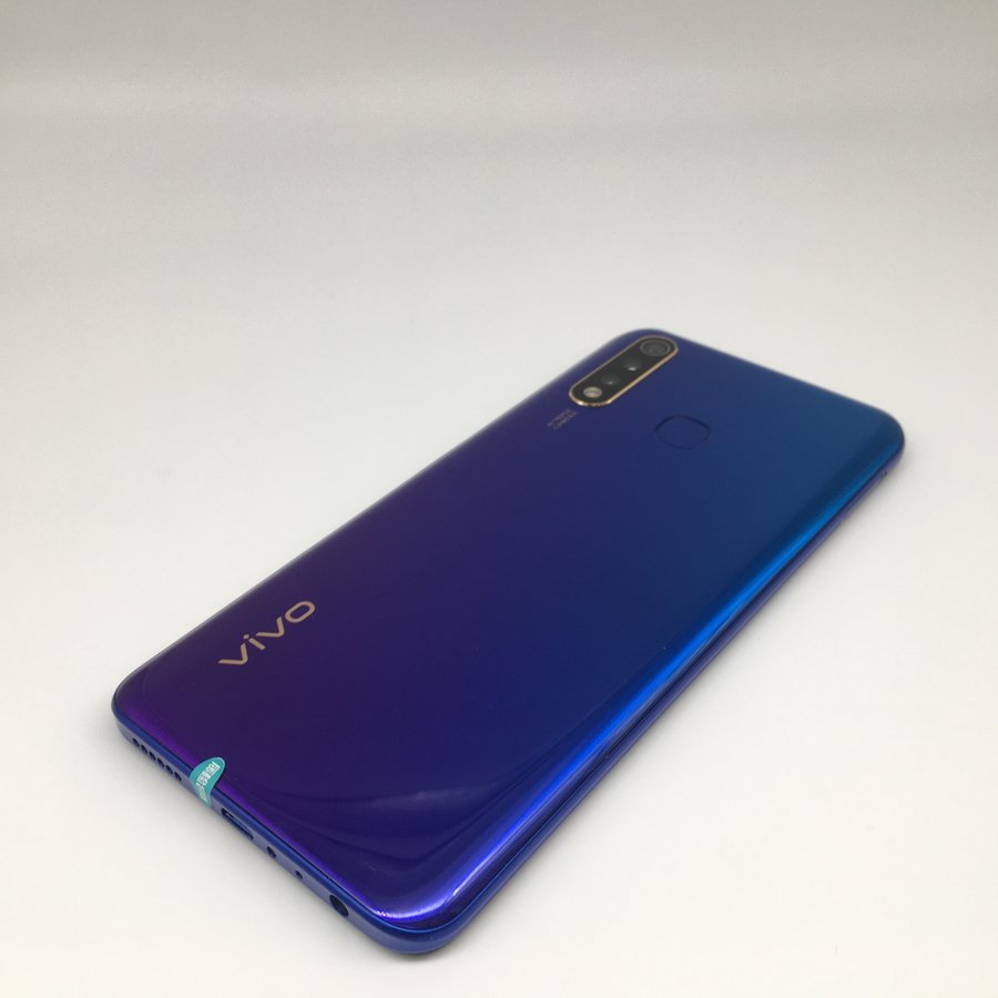 vivoy5s全网通晶石蓝6g128g国行9成新
