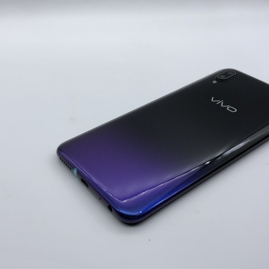 vivo【y93】全网通 黑色 3g/64g 国行 8成新