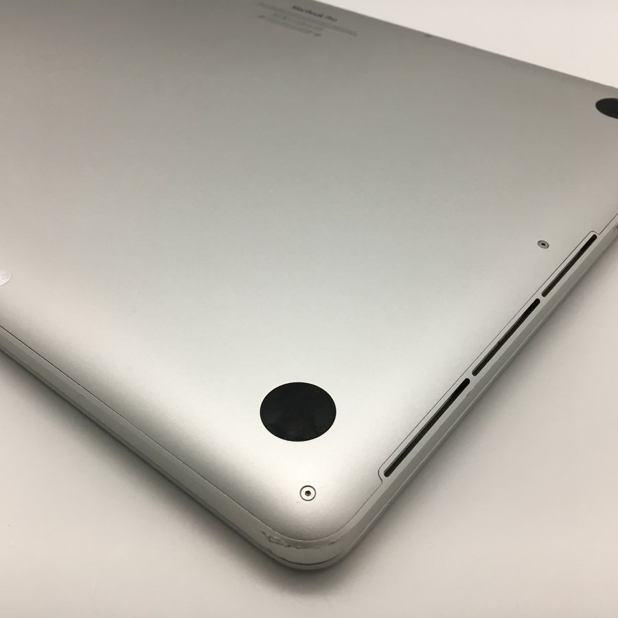 苹果【苹果 13年 15寸 macbook pro (型号:a1398)】7成新 8g/256g i7