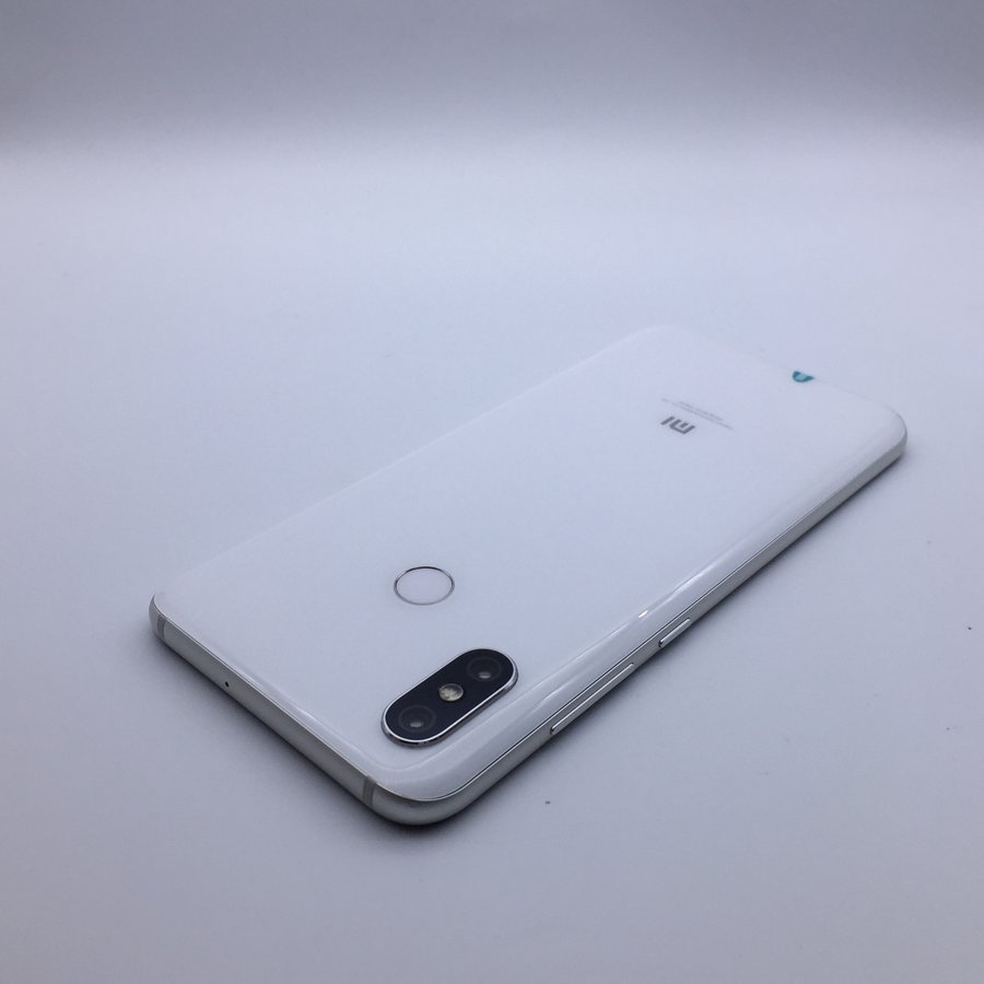 小米【小米8】全网通 白色 6g/64g 国行 95成新