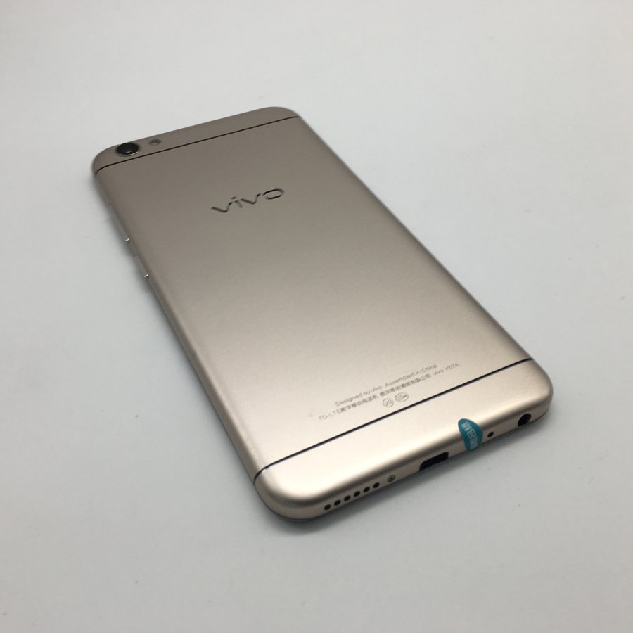 vivo【y67】全网通 金色 64g 国行 8成新