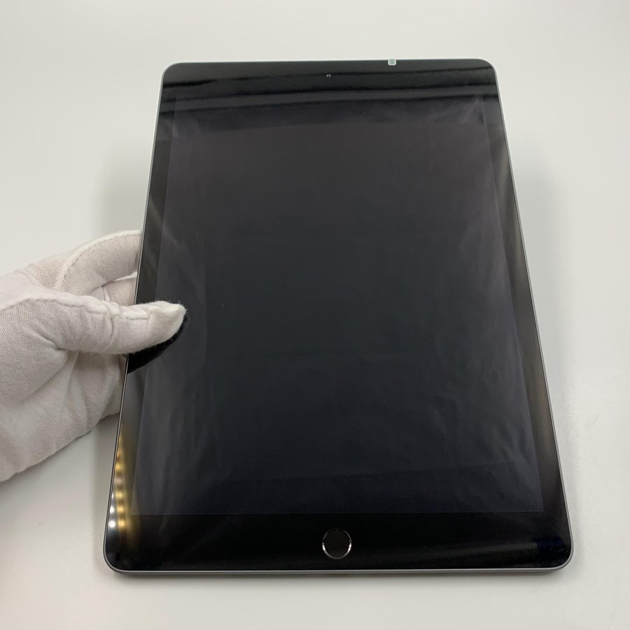 2英寸 20款】wifi版 深空灰 128g 国行 95新 真机实拍 原包装盒 配件