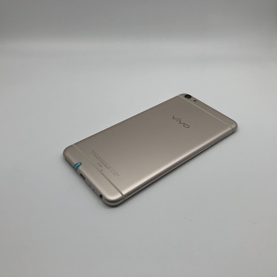 vivo【x7 plus】全网通 金色 64g 国行 8成新