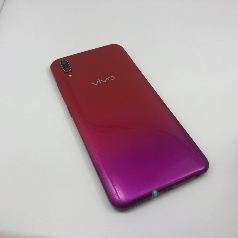 vivovivoy93全网通红色3g64g国行8成新