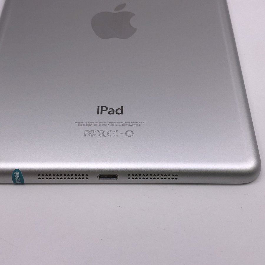 苹果ipadmini2wifi版银色16g8成新