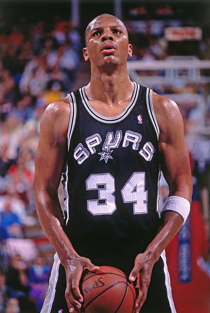 特里·卡明斯(其他人物相关)特里·卡明斯(terrycummings),1961年3月