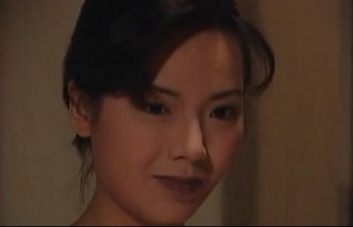 陈楚翘是一名前tvb演员,代表作品《真情》《阖府统请》等.