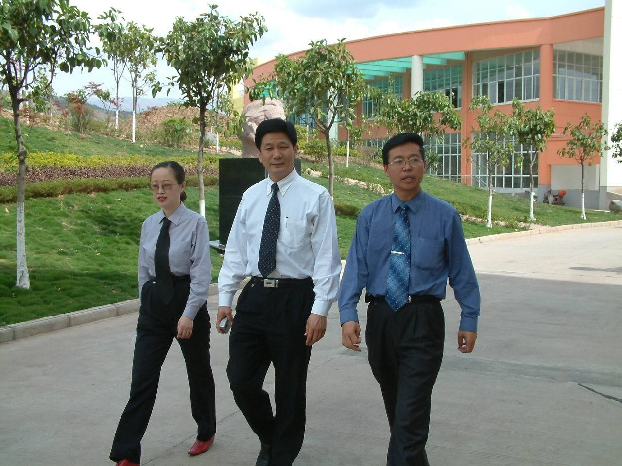 李德利其他人物相关