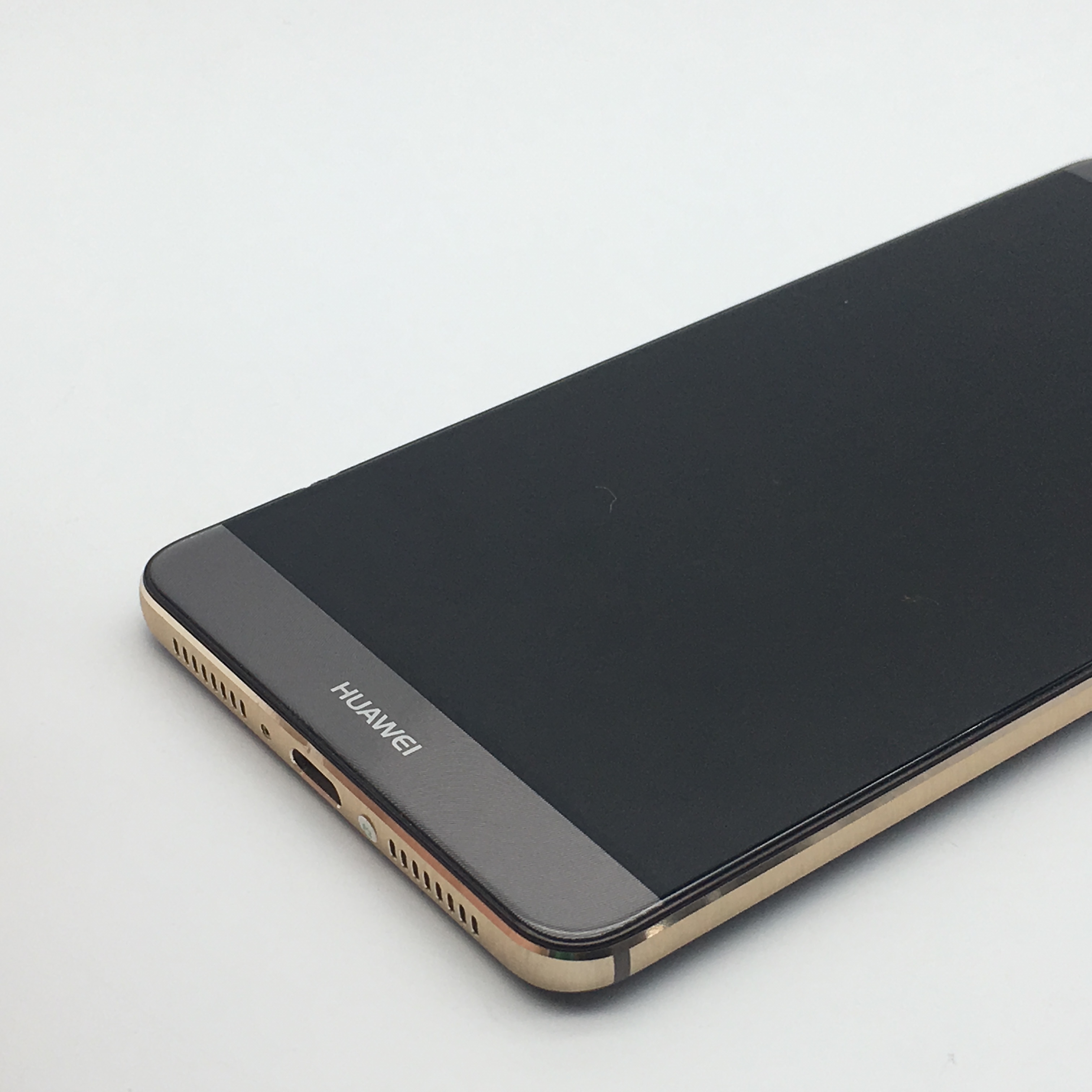 官方质检8成新及以下 全网通 摩卡金 64g 国行 华为 mate9