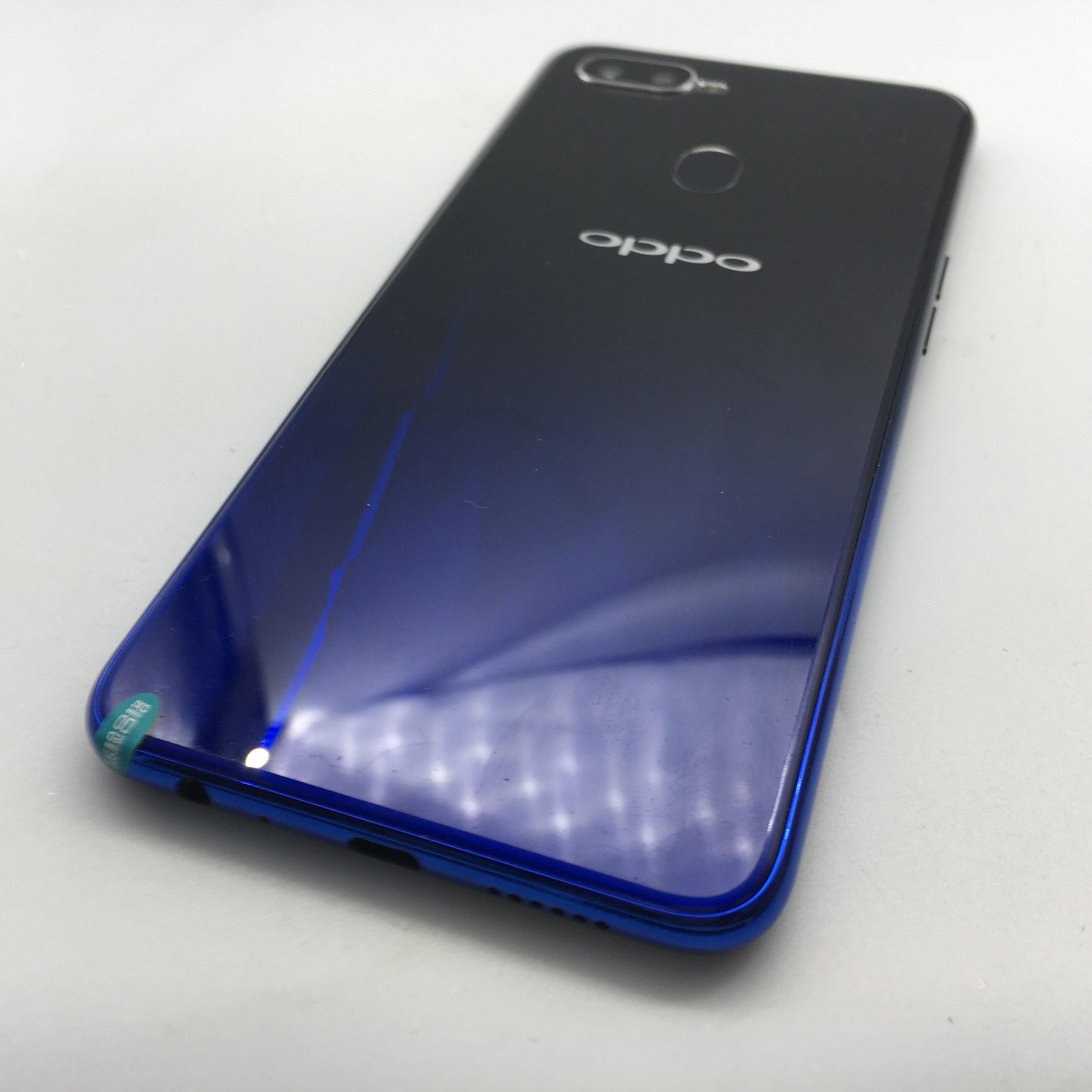 oppo【a7x】全网通 蓝色 4g/128g 国行 9成新
