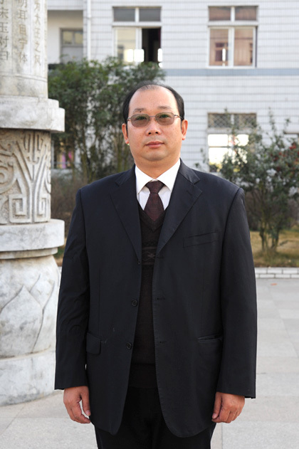 王继新(其他人物相关)王继新 男,1942年10月出生,籍贯河北省昌黎县.