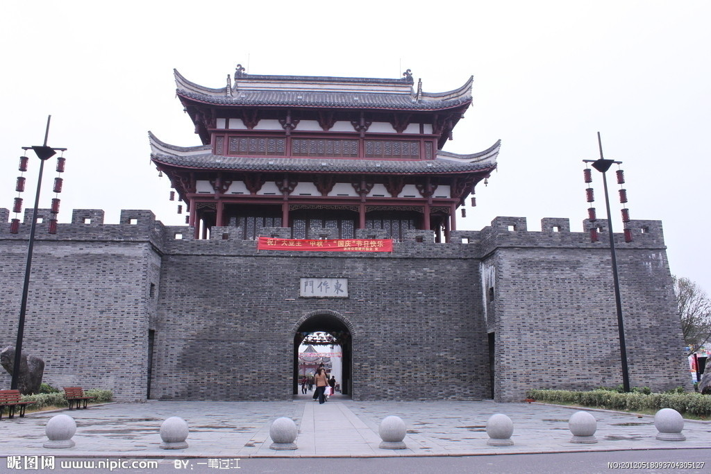 东作门(区域)桐城旧城东门,2008年桐城市政府出资在原址重建东作门