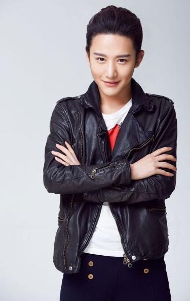 卢卓 (演员|社会人物)