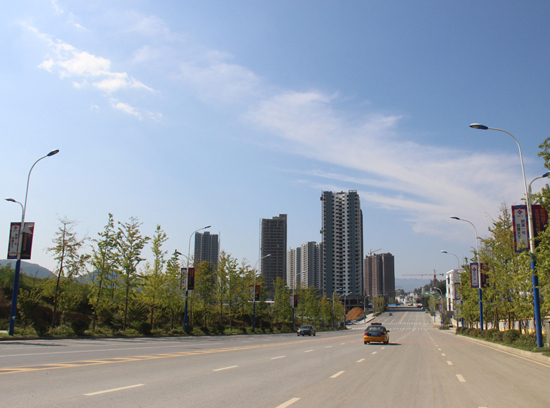 德江县城南新区(地点)德江县城南新区位于贵州省铜仁市德江县城南,为