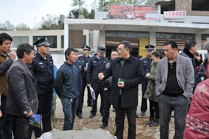 袁大海(其他人物相关)袁大海,教育界知名人士,现担任