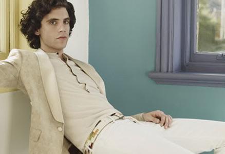 米卡·彭尼曼(歌手)米卡(mika,全名米卡·彭尼曼),于黎巴嫩的贝鲁特