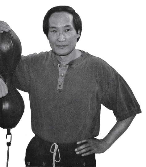 家,截拳道的主要代表人物之一,"原本截拳道"或"黄锦铭截拳道"代表人物