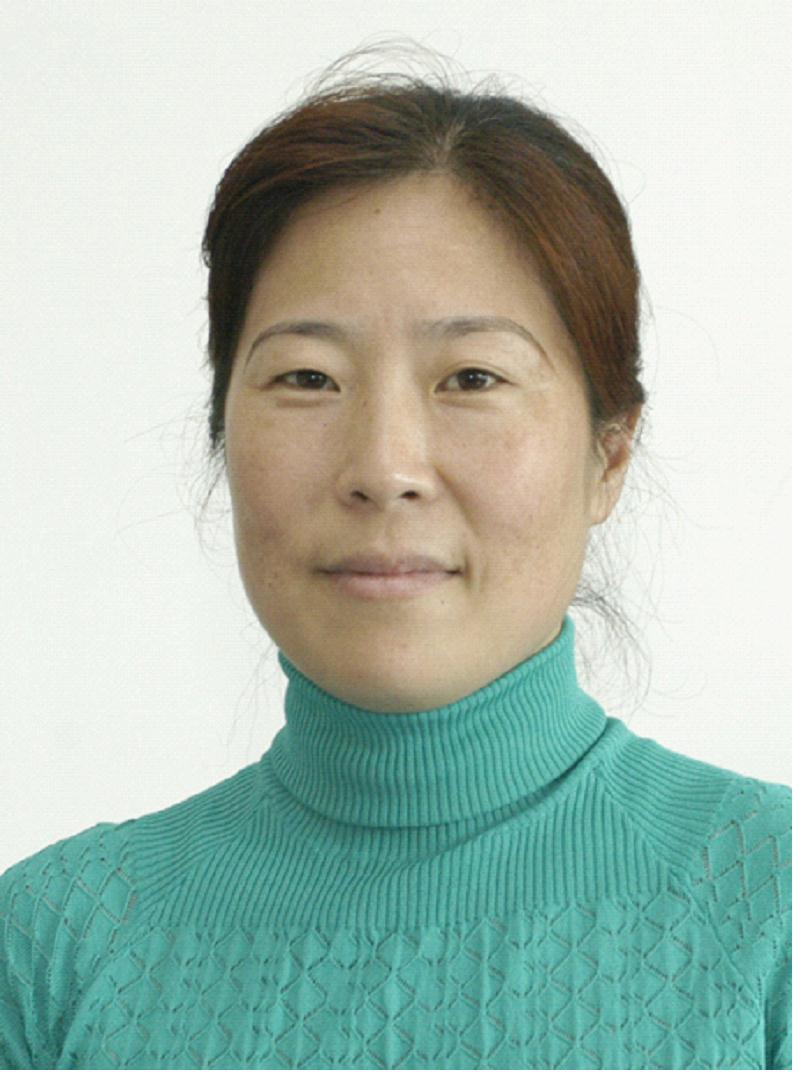 姚莉 (教师|歌手)