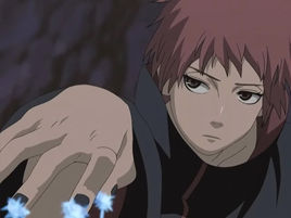 风之国·砂忍者村顾问千代的孙子,幼年时父母在执行任务时殉职,在千代