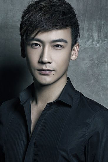 叶项明演员社会人物