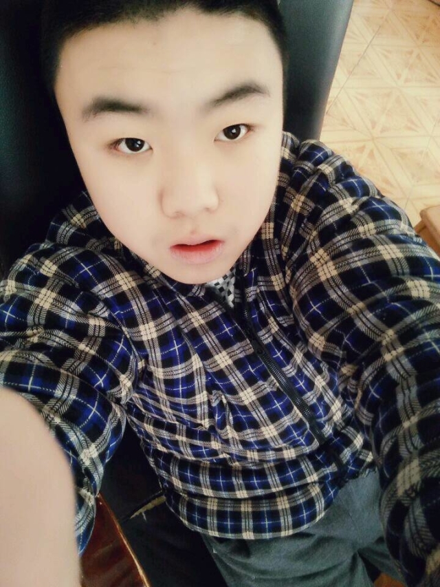 爱情不是毒药(音乐)《爱情不是毒药》是歌手mc康乐,演唱歌曲,所属专辑