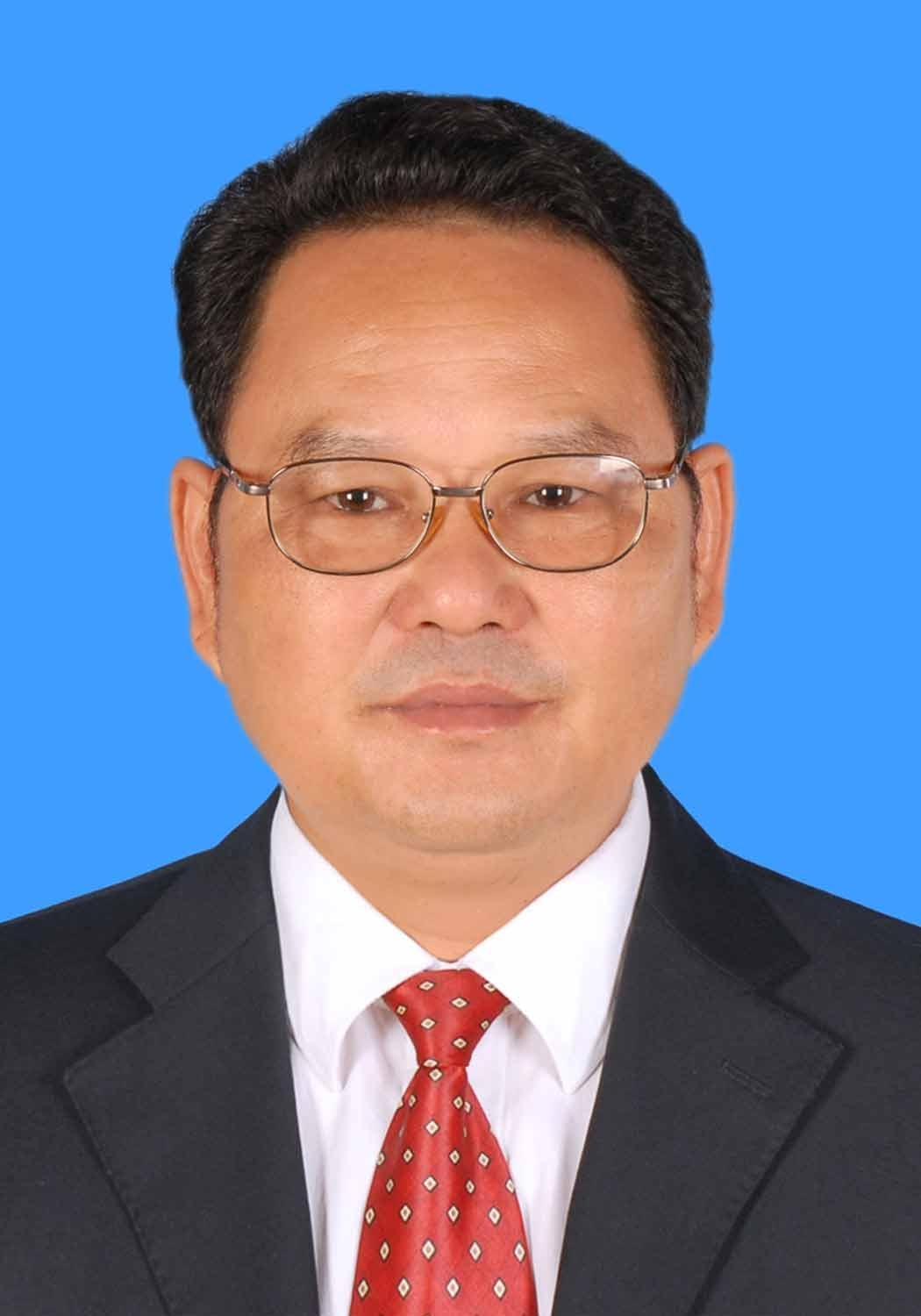 赵崇源(其他人物相关)赵崇源,他曾用名赵国和,广东省紫金县人.