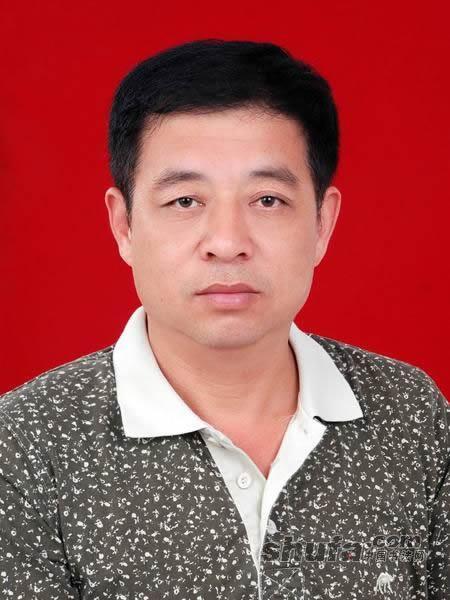 马腾(其他人物相关)马腾,1965年出生安徽省太和县,中国书法家协会会员