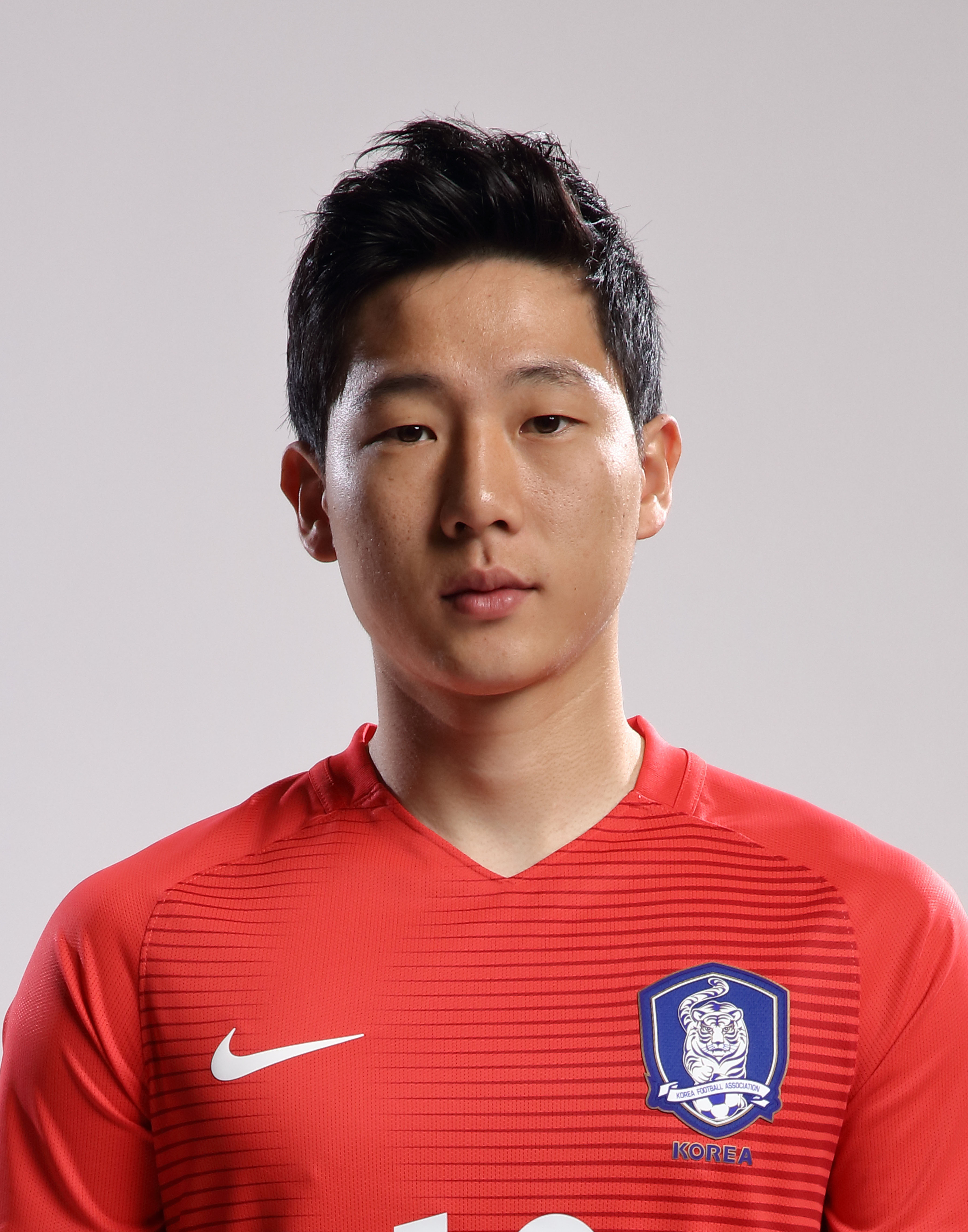 南泰熙2011年12月,在为瓦朗谢效力两个半赛季后,南泰熙接受卡塔尔联赛